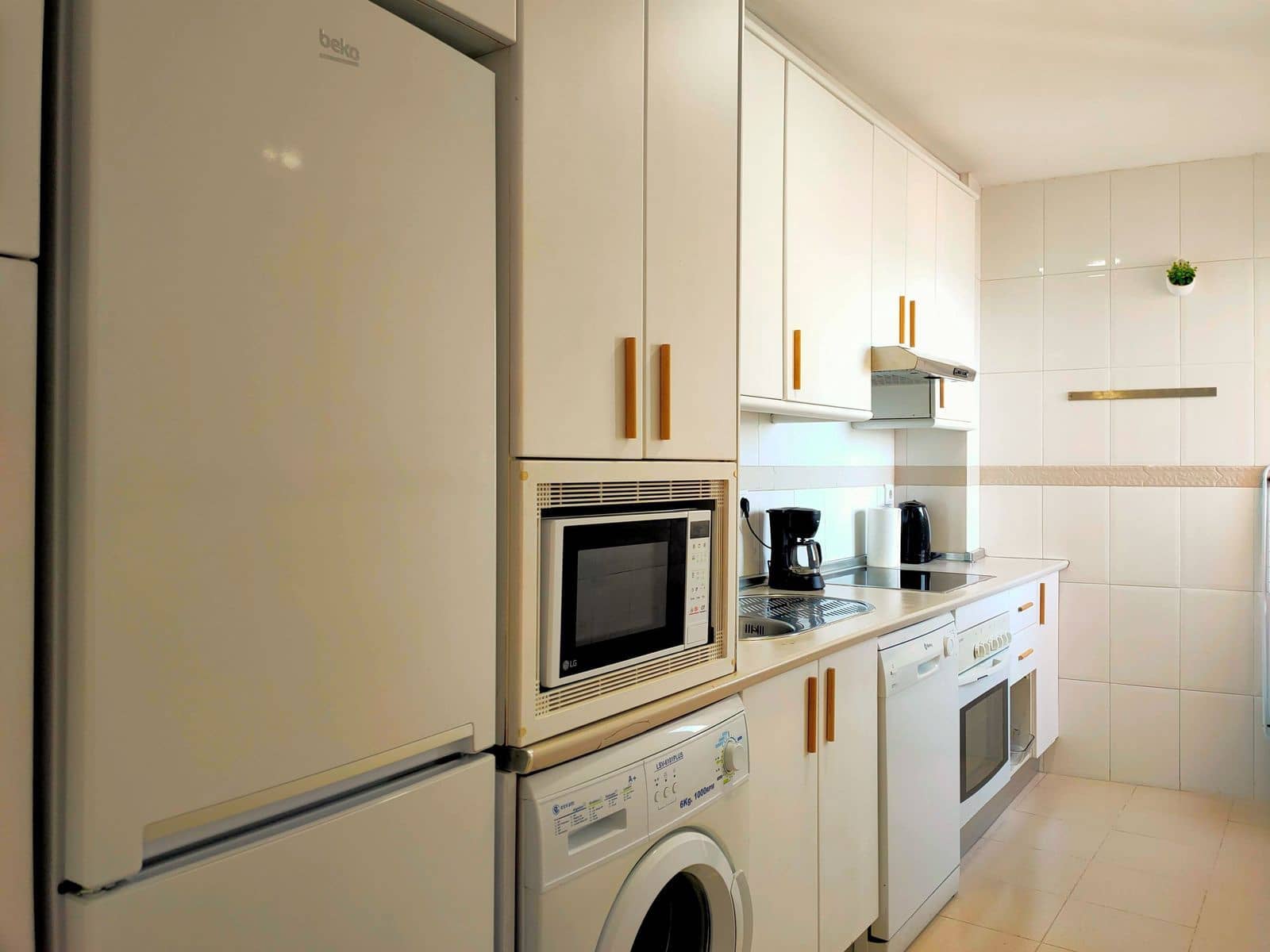 2 soveværelse Penthouse til salg i Fuengirola med swimmingpool - € 419.000 (Ref: 9160564)