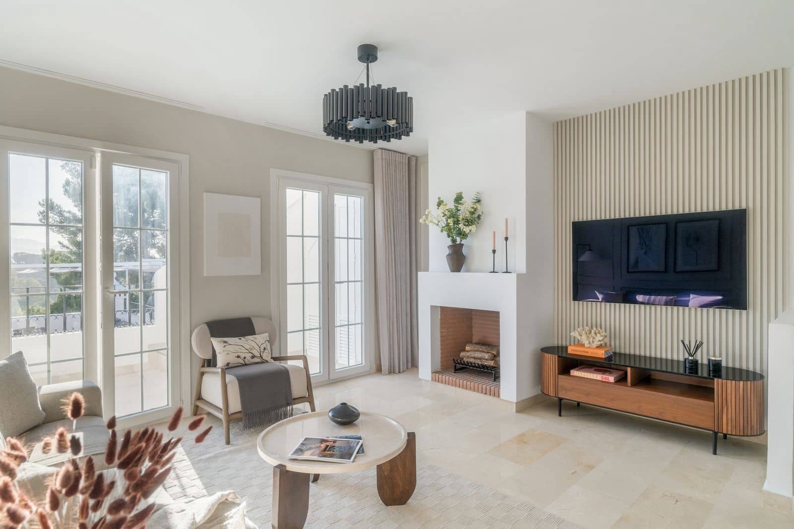 2 soverom Hus til salgs i Nueva Andalucia med svømmebasseng - € 765 000 (Ref: 9187679)