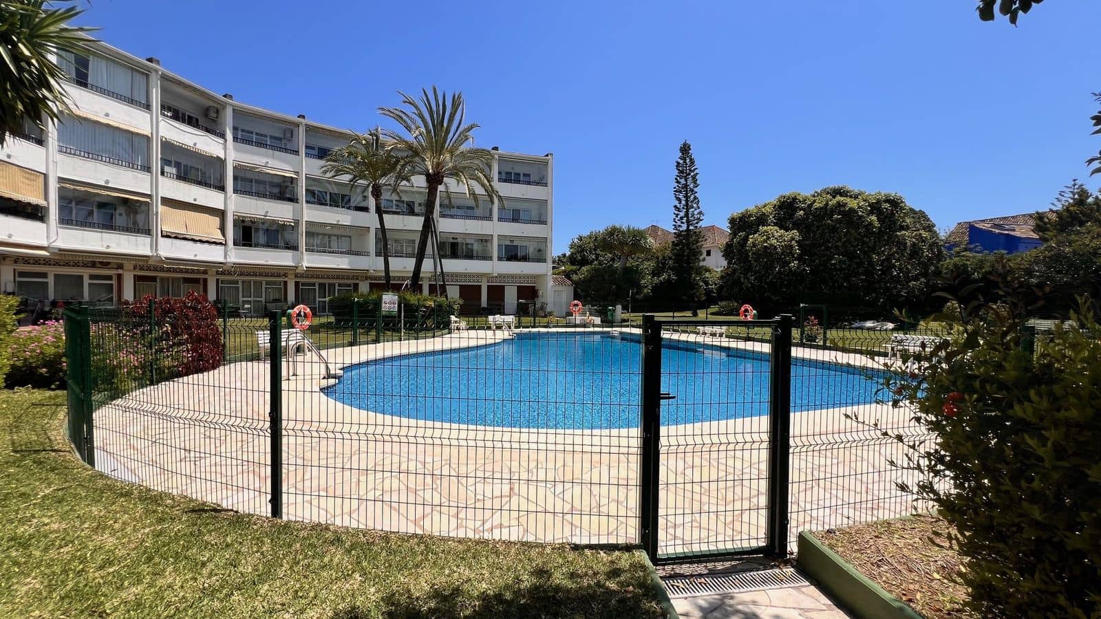 2 soverom Leilighet til salgs i Marbesa med svømmebasseng - € 359 000 (Ref: 9244499)