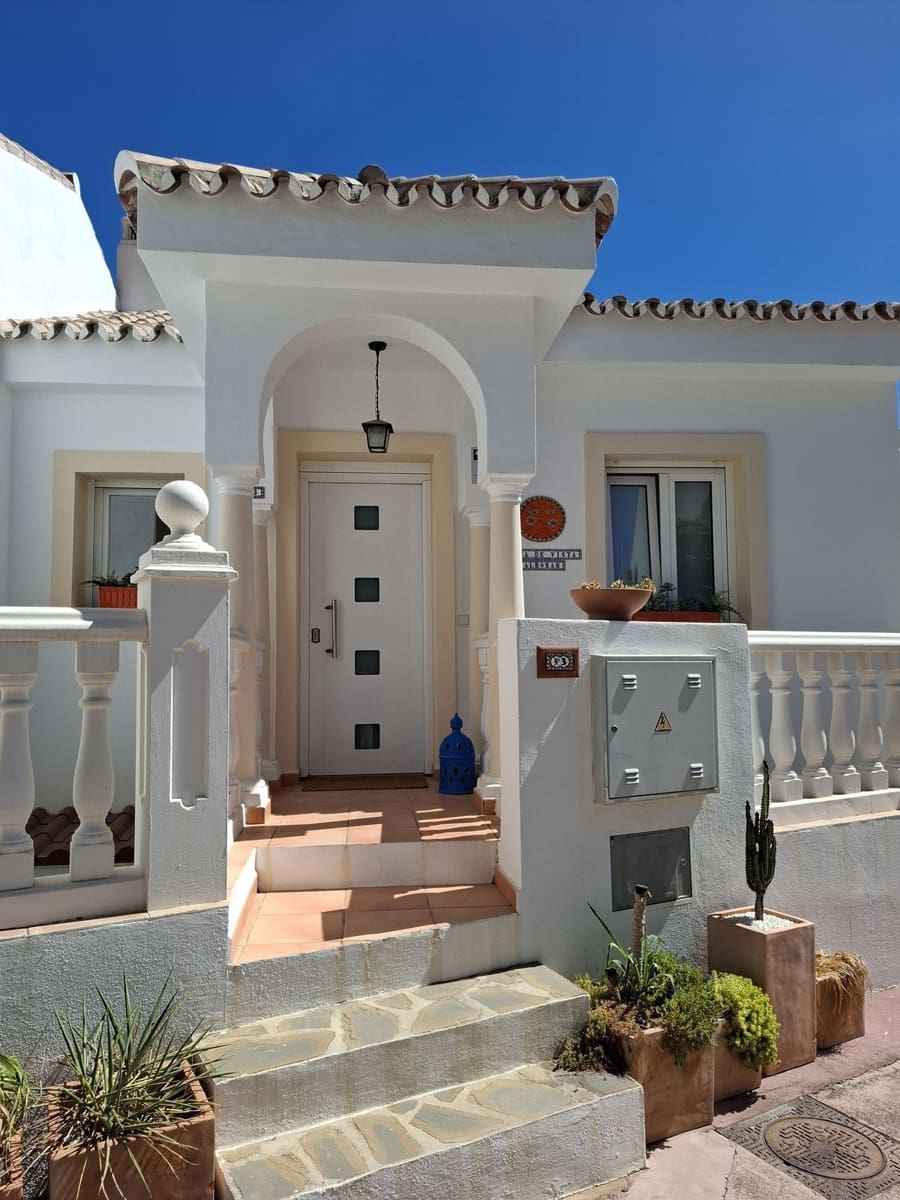 2 slaapkamer Huis te koop in Mijas met zwembad - € 340.000 (Ref: 9298923)