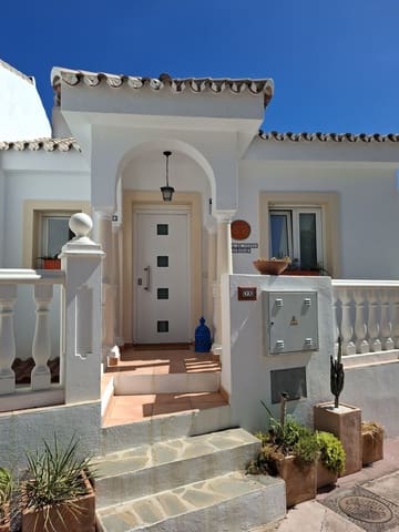 2 chambre Maison de Ville à vendre à Mijas pueblo, Mijas avec piscine - 340 000 € (Ref: 9298923)