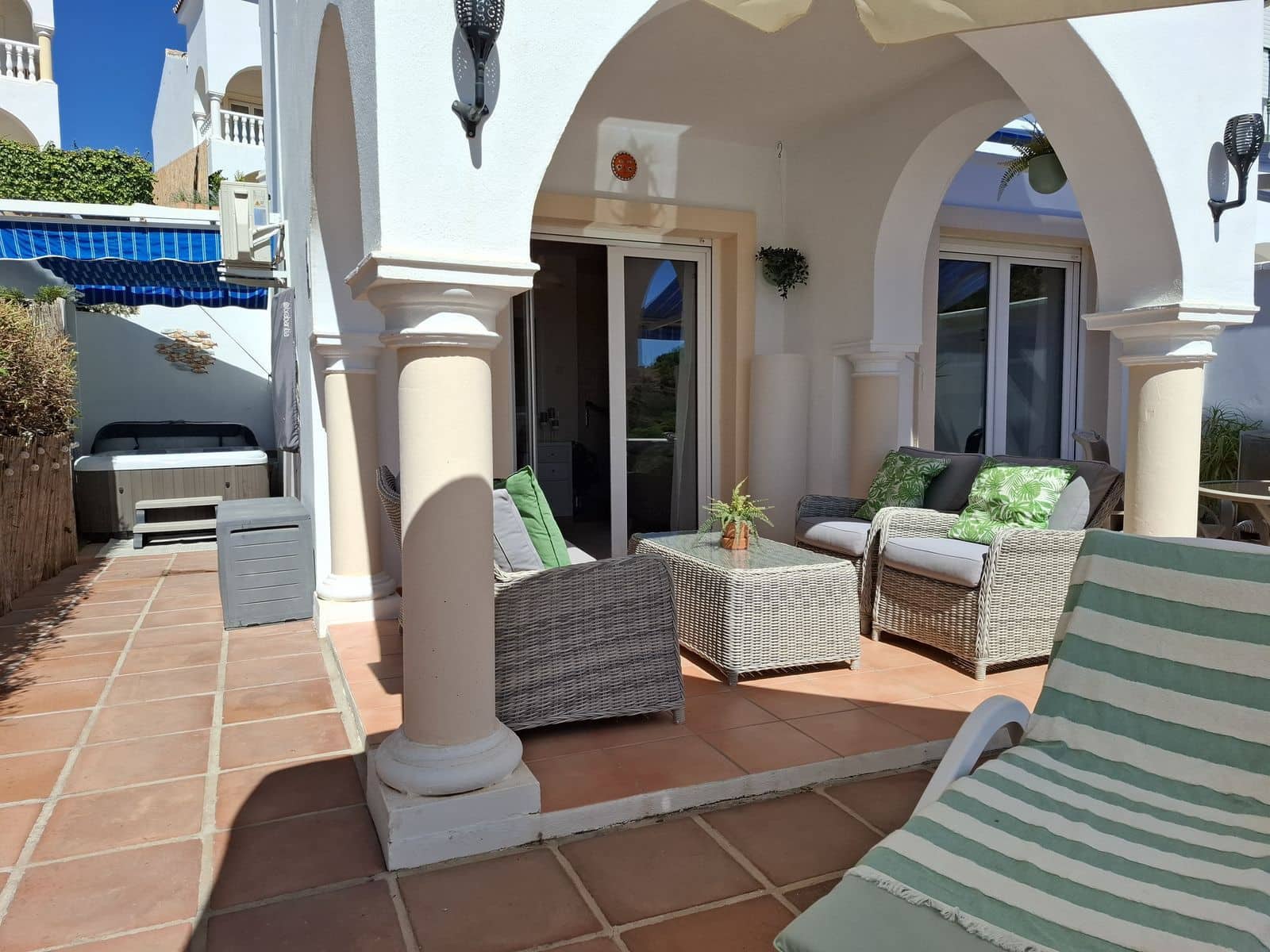 2 slaapkamer Huis te koop in Mijas met zwembad - € 340.000 (Ref: 9298923)