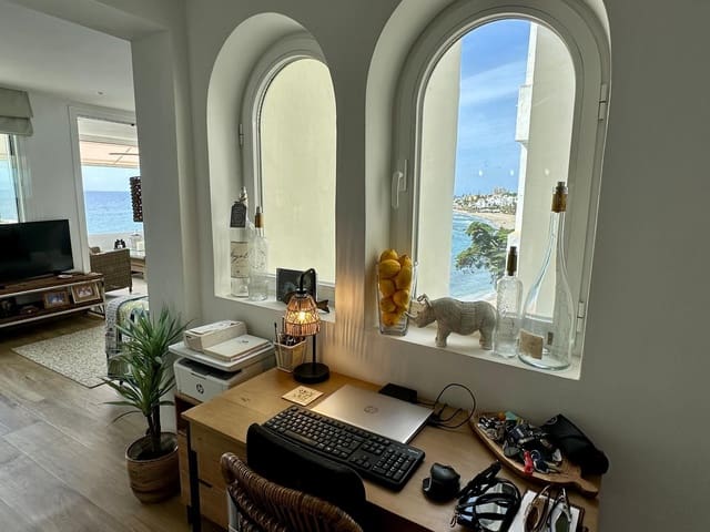 Apartamento de 2 habitaciones en Riviera del Sol, Mijas en venta - 775.000 € (Ref: 9301413)