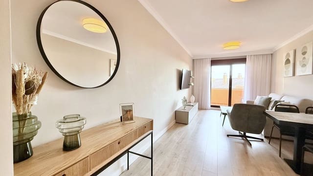 2 bedroom Apartment for sale in El Paraíso, Benahavís with pool - € 365,000 (Ref: 9319587)