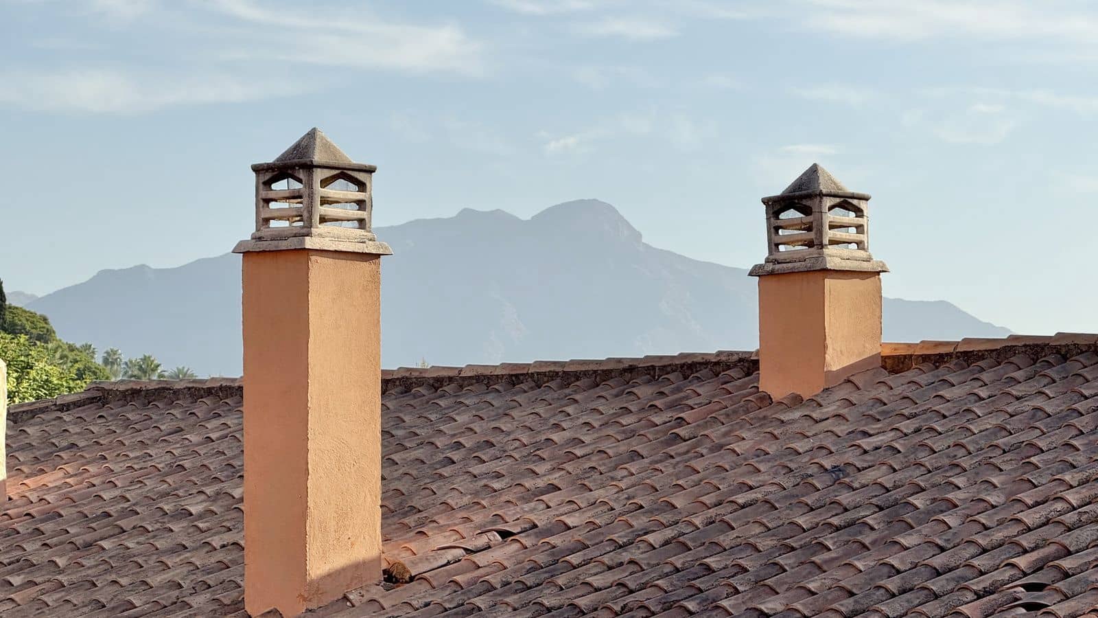 2 bedroom Apartment for sale in Benahavis with pool - € 365,000 (Ref: 9319587)