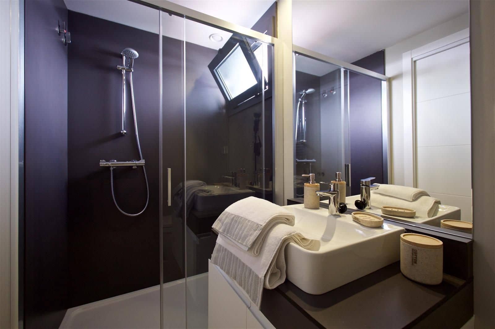 2 Zimmer Apartment zu verkaufen in New Golden Mile mit Pool - 385.000 € (Ref: 9335710)