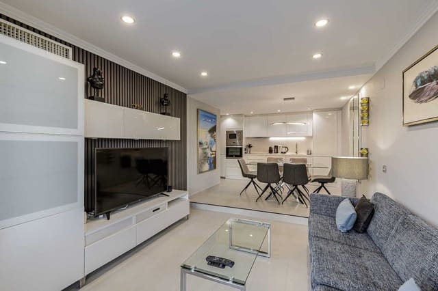 3 soveværelse Penthouse til salg i Puerto Banus, Marbella med swimmingpool - € 770.000 (Ref: 9340233)