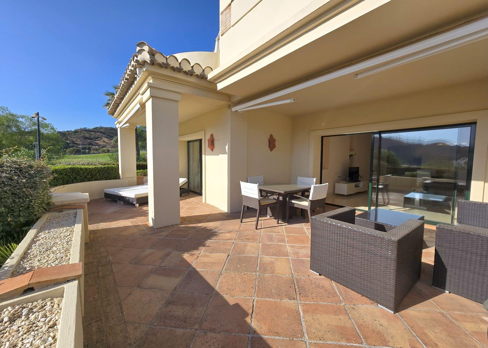 2 sypialnia Apartament na sprzedaż w Benahavis z basenem - 559 000 € (Ref: 9340234)