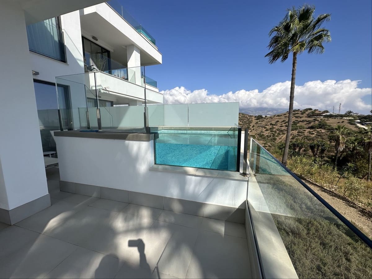 2 soveværelse Lejlighed til salg i Mijas med swimmingpool - € 625.000 (Ref: 9371255)