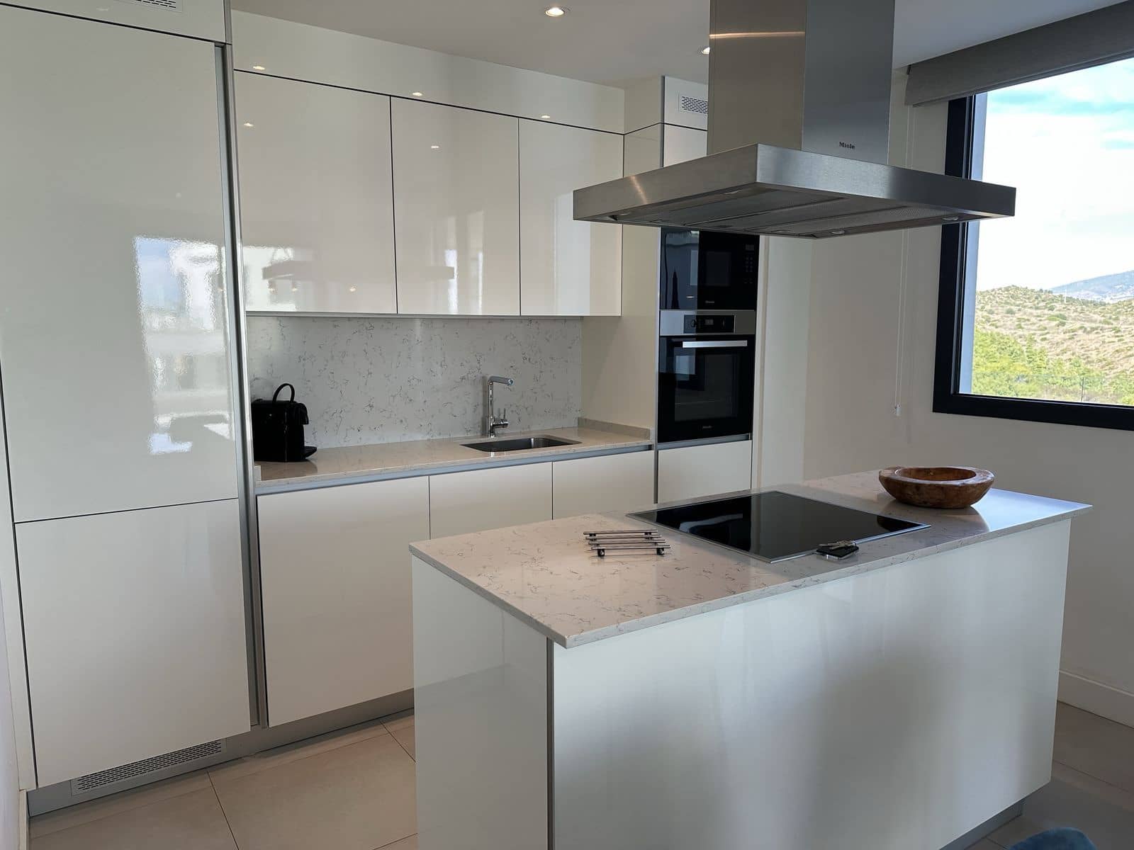 2 soverom Leilighet til salgs i Mijas Costa med svømmebasseng - € 635 000 (Ref: 9379859)