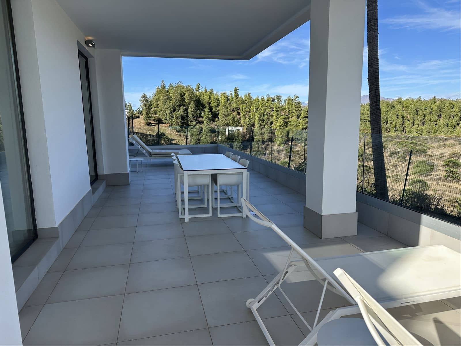 2 soverom Leilighet til salgs i Mijas Costa med svømmebasseng - € 635 000 (Ref: 9379859)