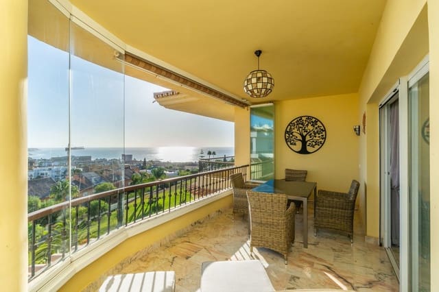 3 bedroom Apartment for sale in La Cala de Mijas, Mijas with pool - € 539,000 (Ref: 9394344)