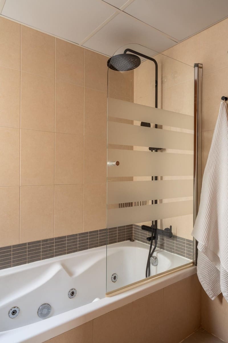 2 slaapkamer Penthouse te koop in Benalmadena Costa - € 349.000 (Ref: 9404458)