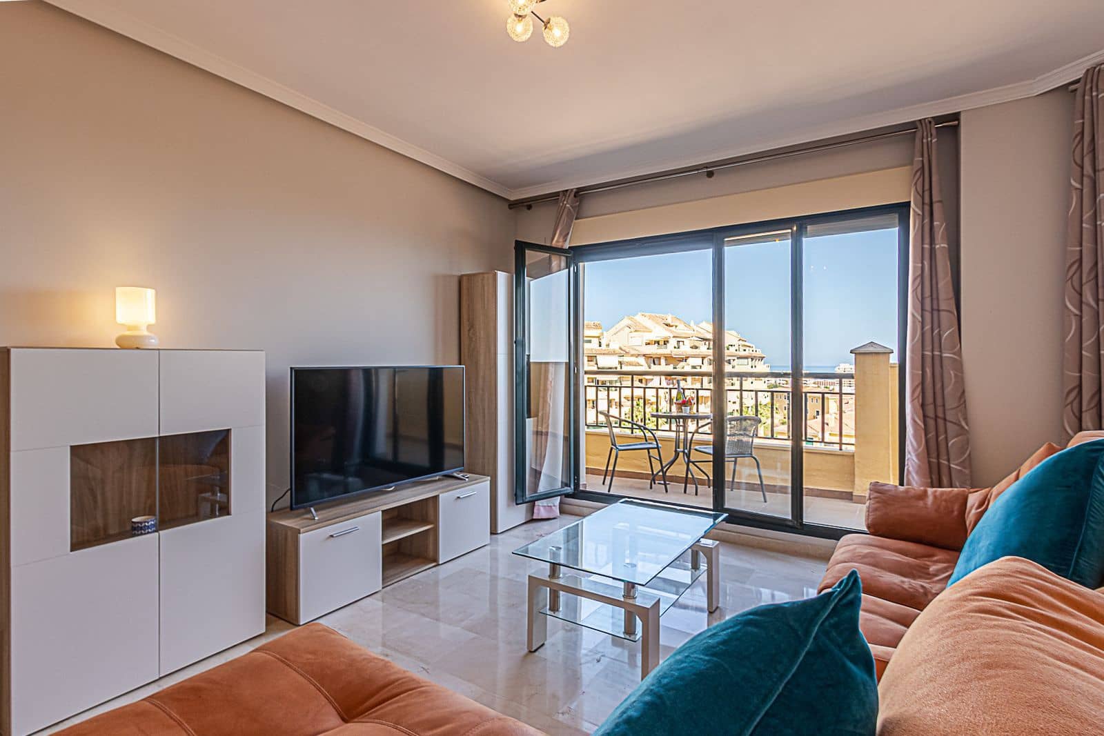 2 slaapkamer Appartement te koop in Benalmadena met zwembad - € 360.000 (Ref: 9411512)