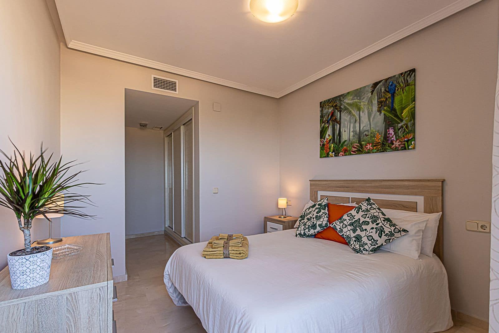 2 slaapkamer Appartement te koop in Benalmadena met zwembad - € 360.000 (Ref: 9411512)