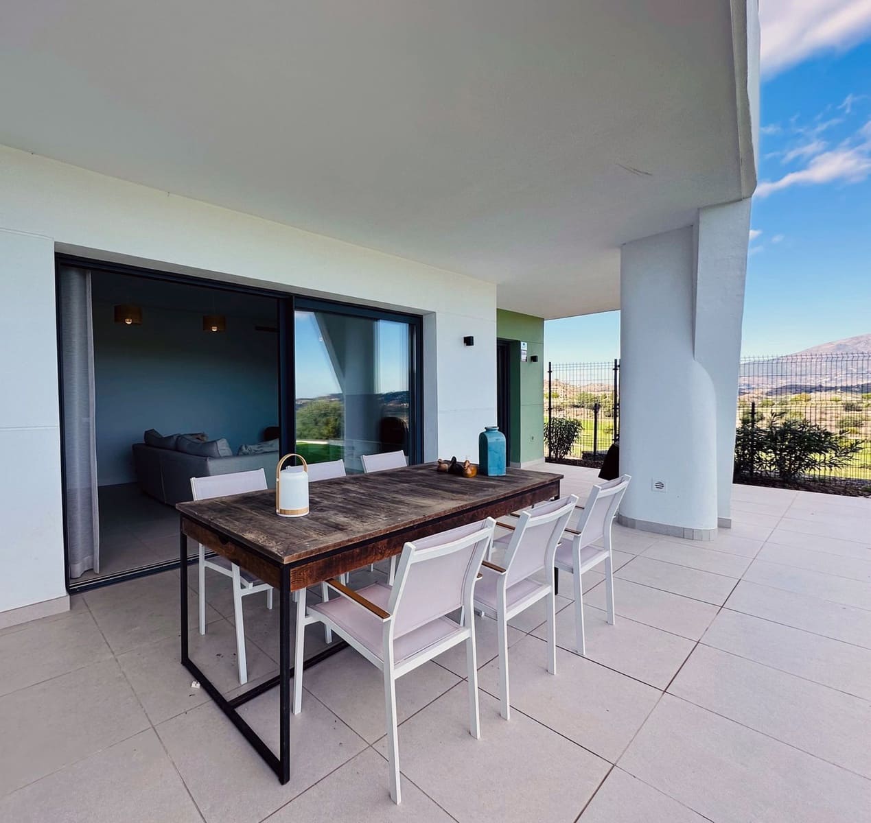 3 slaapkamer Appartement te koop in La Cala de Mijas met zwembad - € 575.000 (Ref: 9412753)