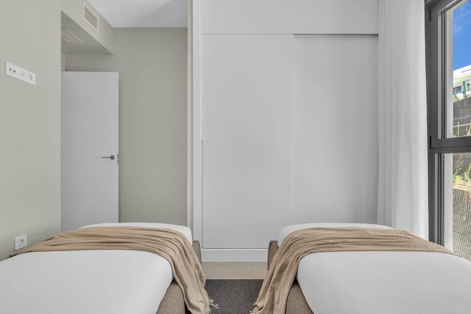 3 soveværelse Lejlighed til salg i Fuengirola med swimmingpool - € 595.000 (Ref: 9413007)