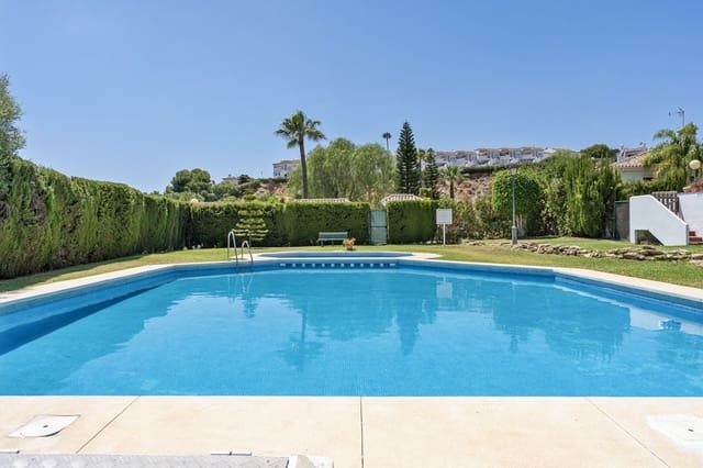 5 makuuhuone Omakotitalo myytävänä paikassa Calahonda, Mijas mukana uima-altaan - 525 000 € (Ref: 9413008)