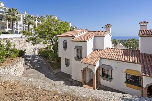 5 soverom Hus til salgs i Calahonda, Mijas med svømmebasseng - € 499 000 (Ref: 9413008)
