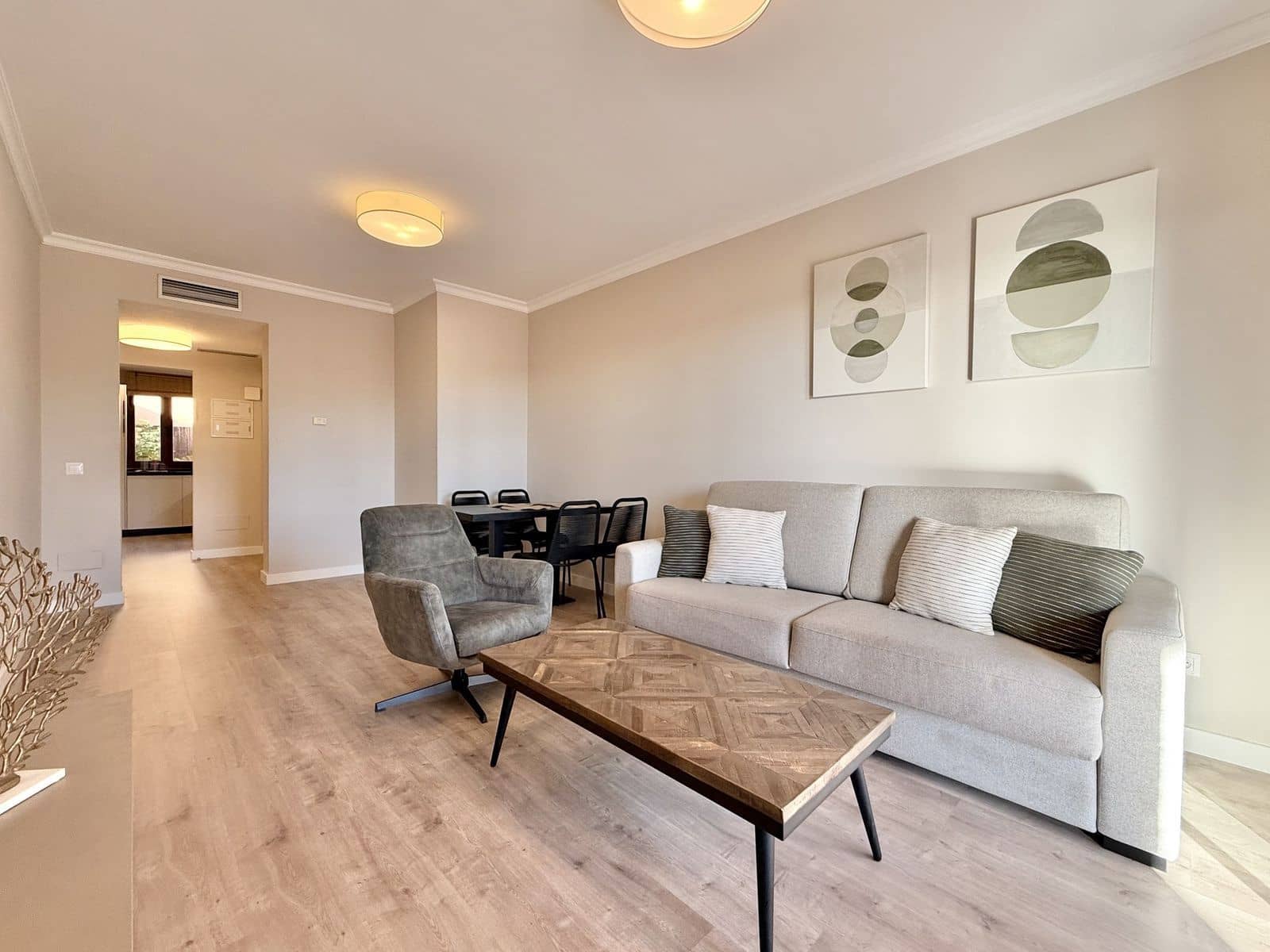 2 slaapkamer Appartement te koop in Benahavis - € 365.000 (Ref: 9435040)