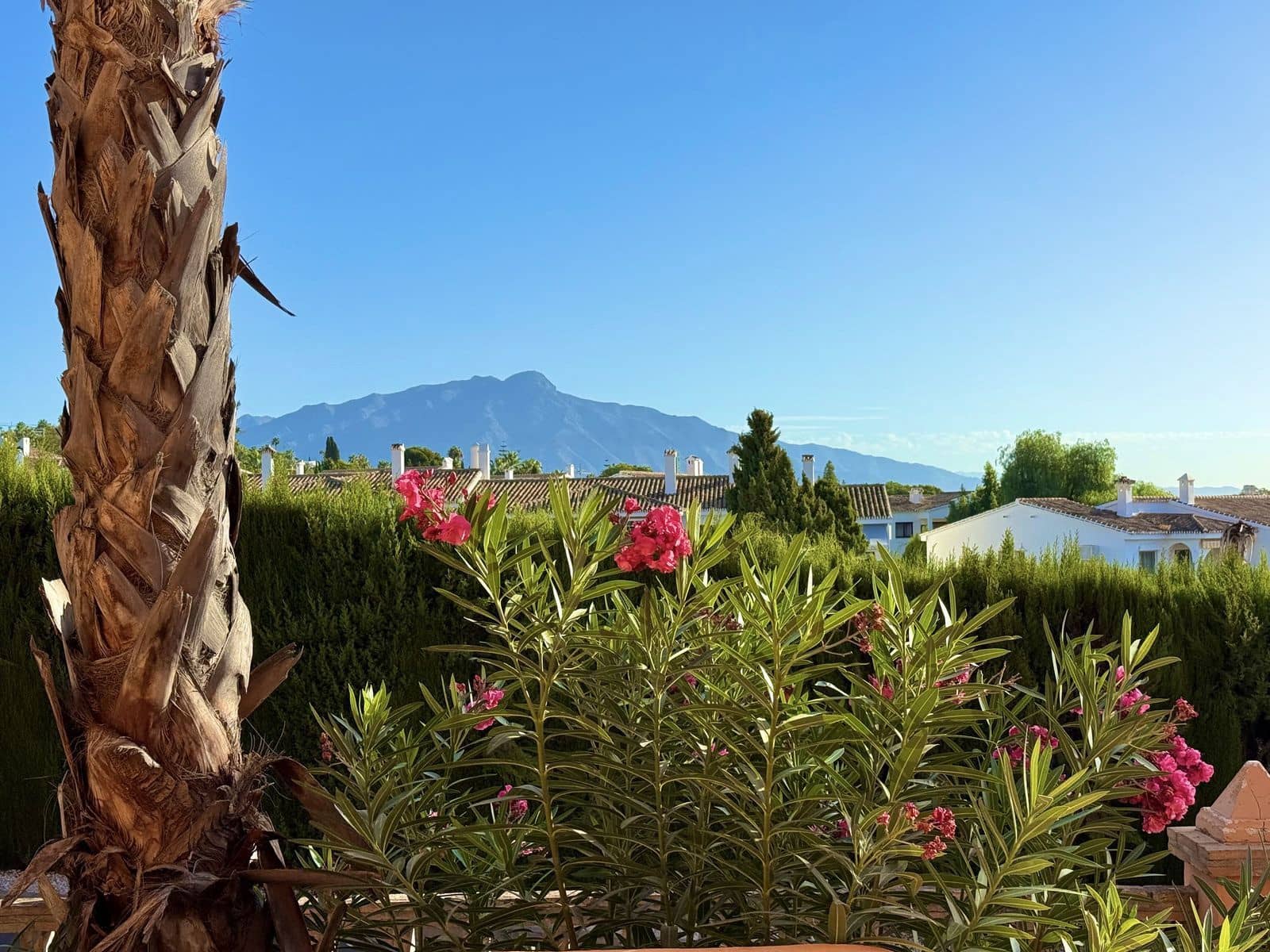 2 slaapkamer Appartement te koop in Benahavis - € 365.000 (Ref: 9435040)