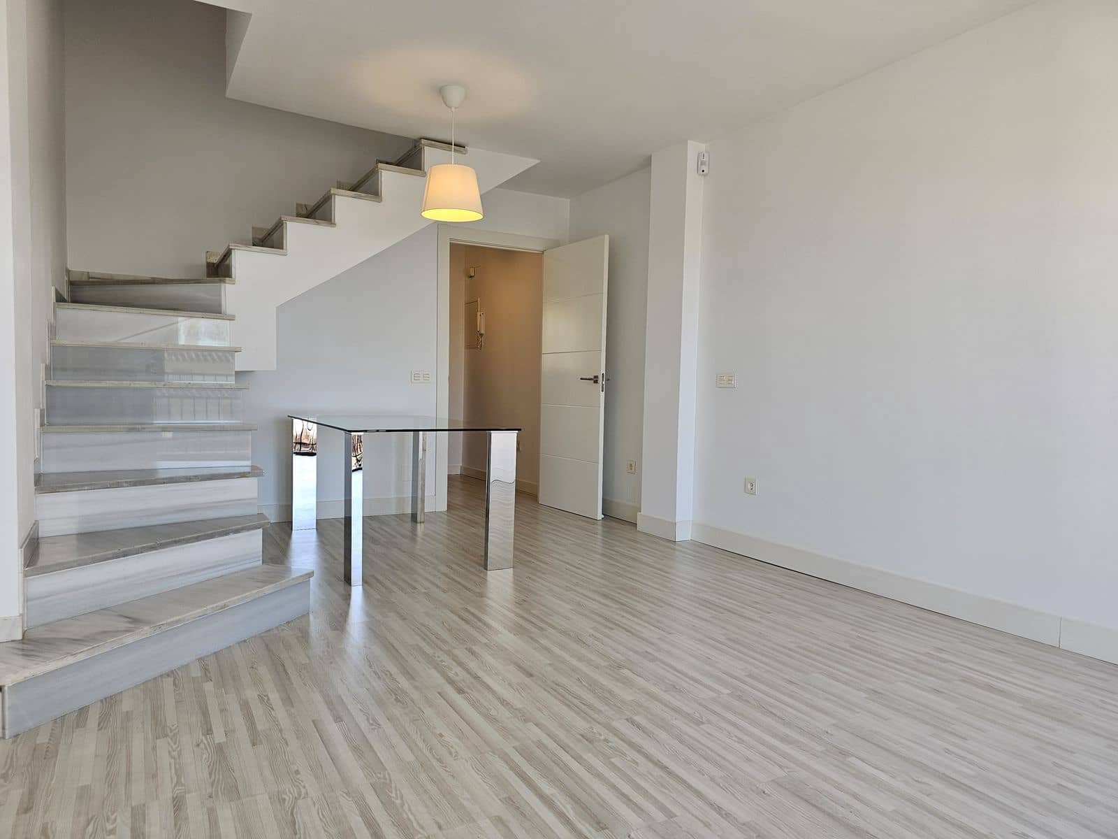 4 bedroom Apartment for sale in Riviera del Sol with pool - € 379,500 (Ref: 9459817)