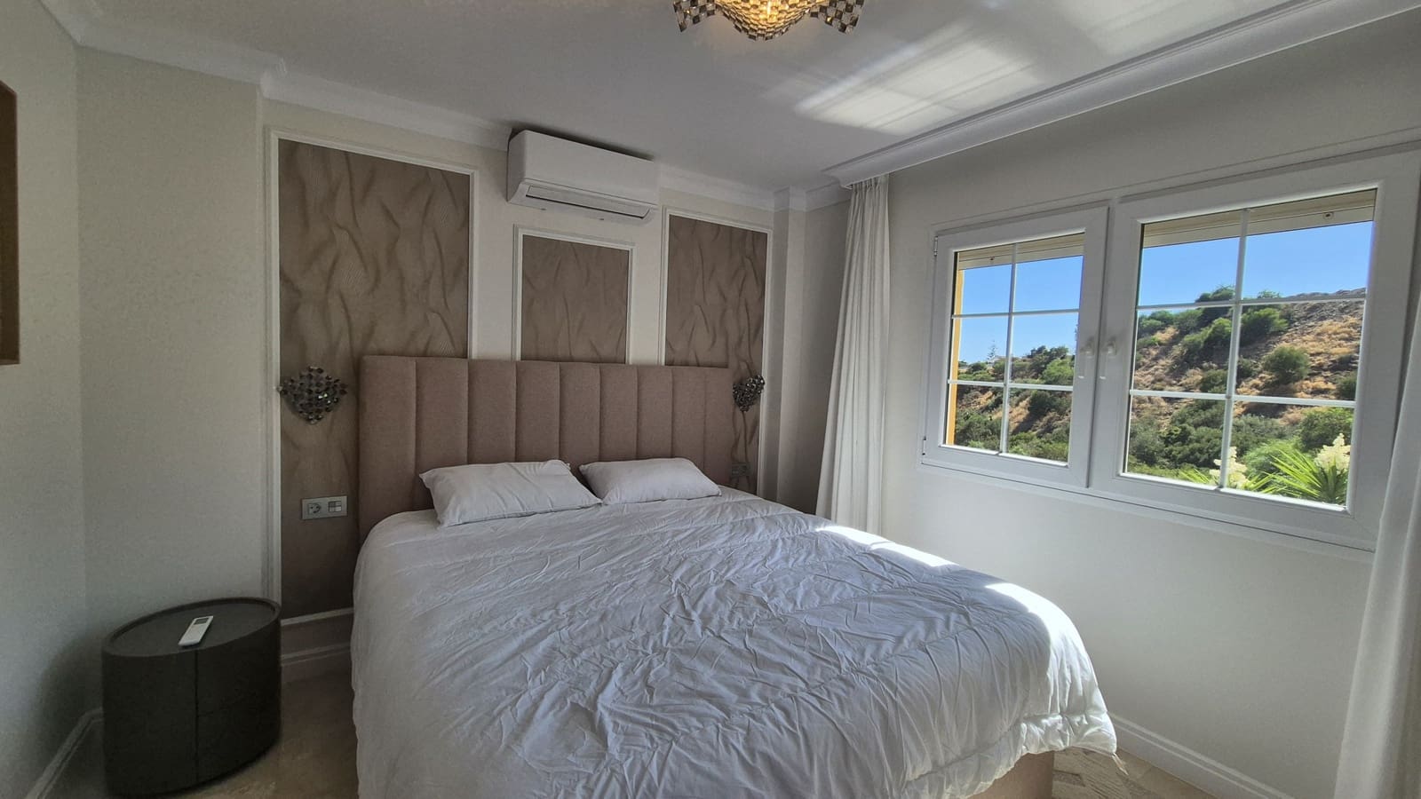 Casa de 4 habitaciones en Riviera del Sol en venta con piscina garaje - 965.000 € (Ref: 10009777)