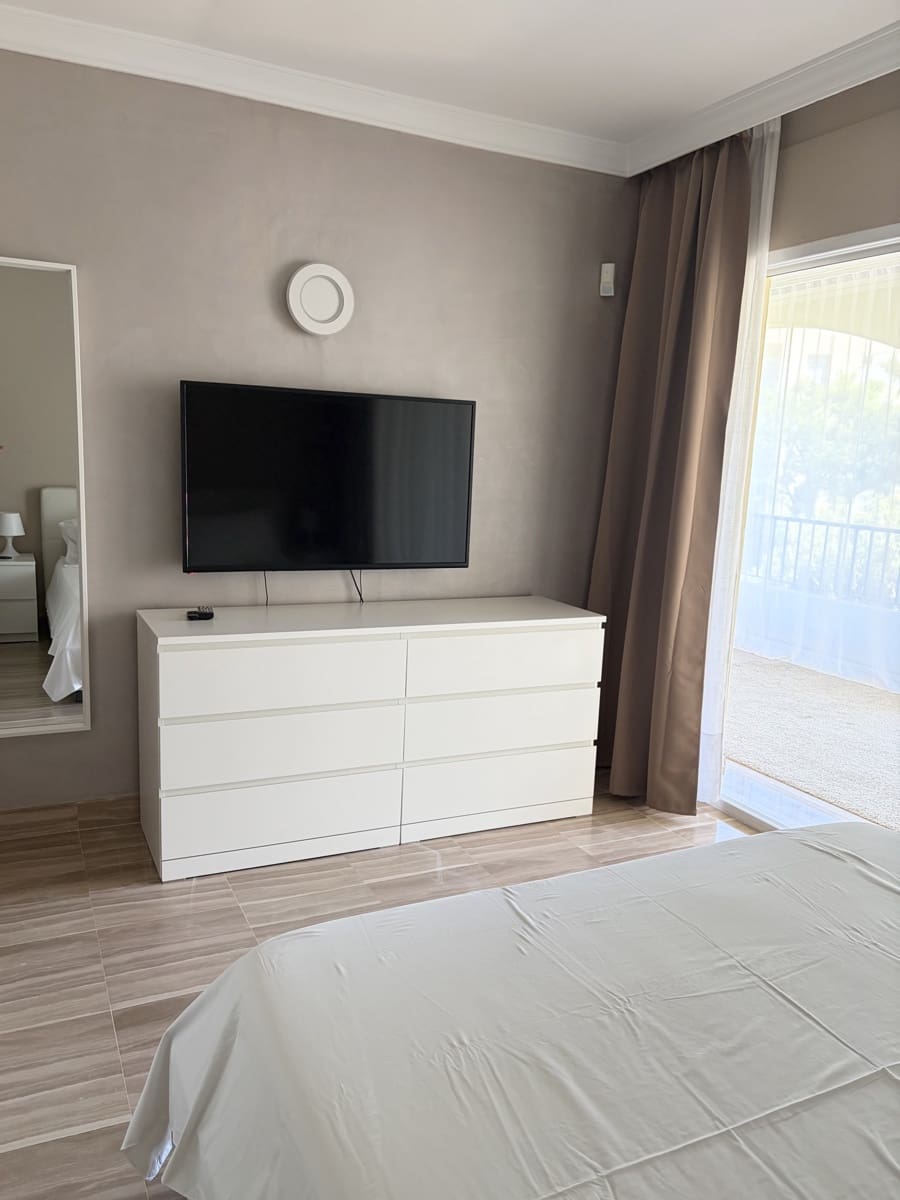 3 quarto Apartamento para arrendar em Marbella com piscina garagem - 3 500 € (Ref: 10012504)