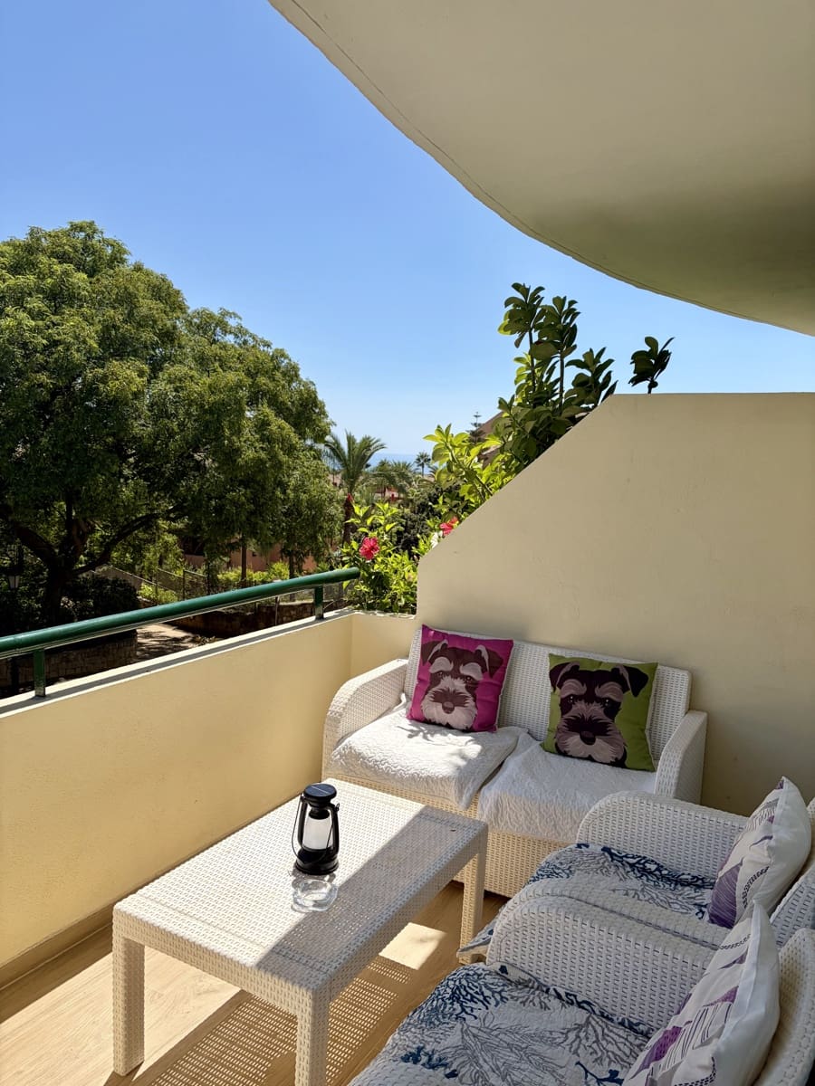 3 quarto Apartamento para arrendar em Marbella com piscina garagem - 3 500 € (Ref: 10012504)