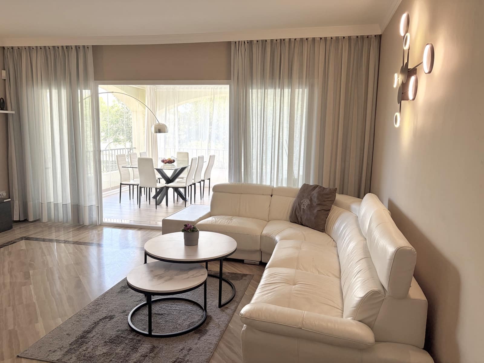 3 quarto Apartamento para arrendar em Marbella com piscina garagem - 3 500 € (Ref: 10012504)