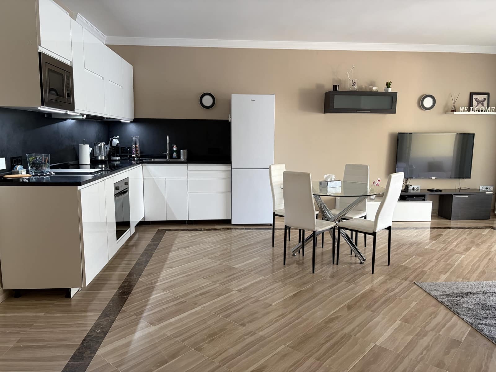 3 quarto Apartamento para arrendar em Marbella com piscina garagem - 3 500 € (Ref: 10012504)