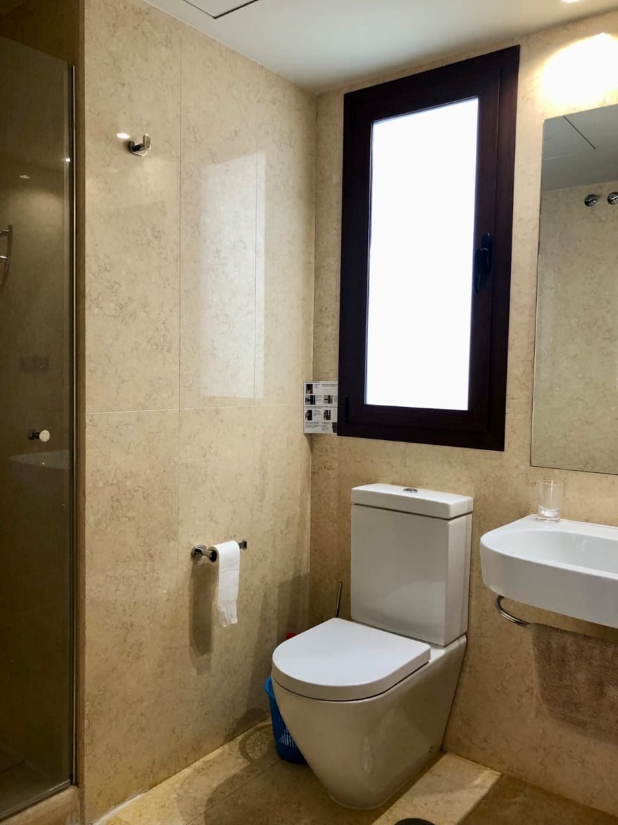 3 quarto Apartamento para arrendar em Marbella com piscina garagem - 4 000 € (Ref: 10012505)