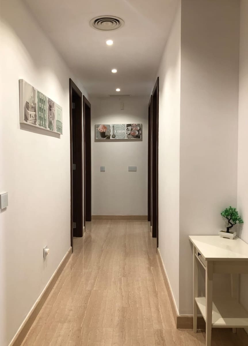 3 quarto Apartamento para arrendar em Marbella com piscina garagem - 4 000 € (Ref: 10012505)