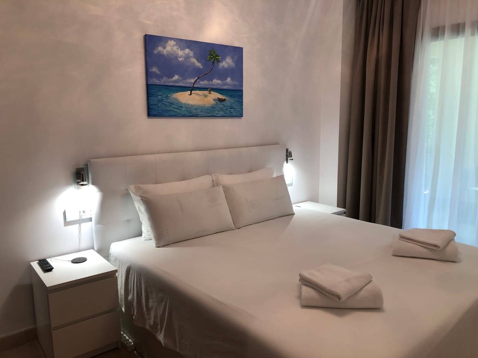 3 quarto Apartamento para arrendar em Marbella com piscina garagem - 4 000 € (Ref: 10012505)
