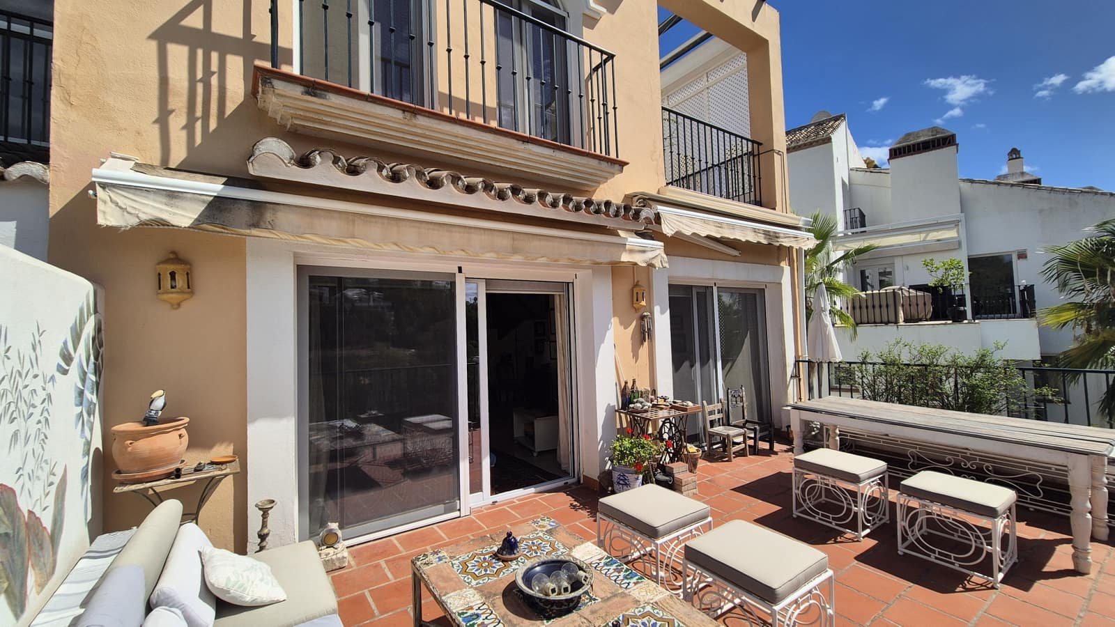 5 quarto Casa em Banda para venda em La Quinta com garagem - 980 000 € (Ref: 10035838)
