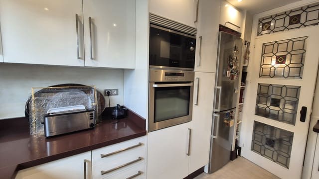5 soverom Hus til salgs i La Quinta, Benahavís med garasje - € 980 000 (Ref: 10035838)