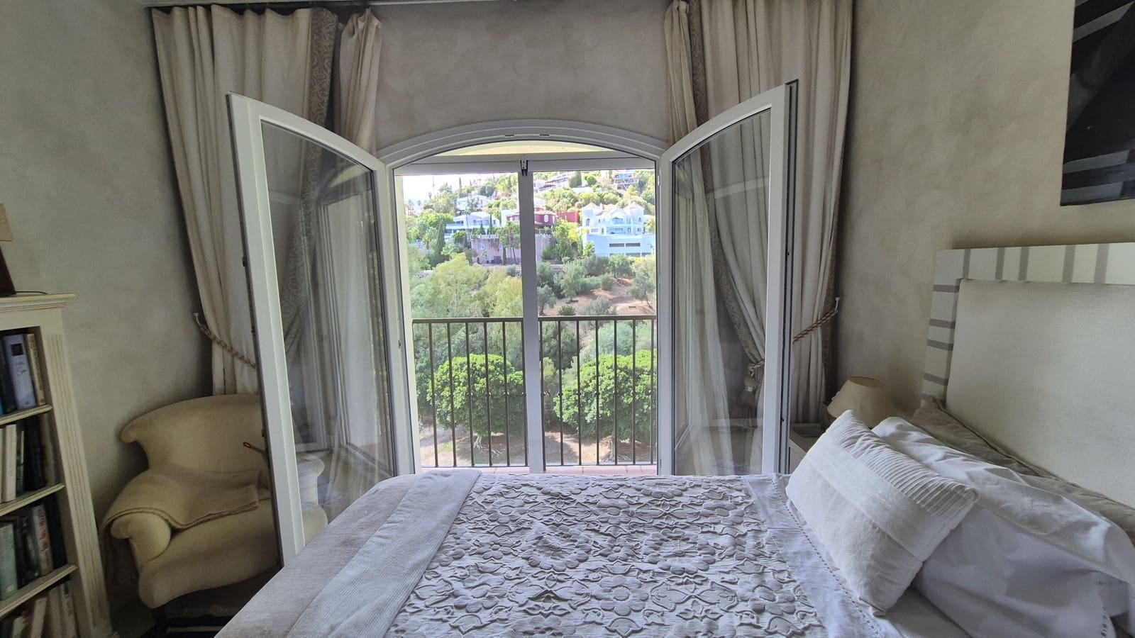 5 quarto Casa em Banda para venda em La Quinta com garagem - 980 000 € (Ref: 10035838)