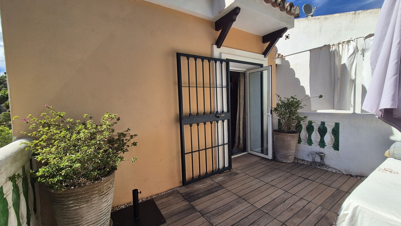 5 quarto Casa em Banda para venda em La Quinta com garagem - 980 000 € (Ref: 10035838)