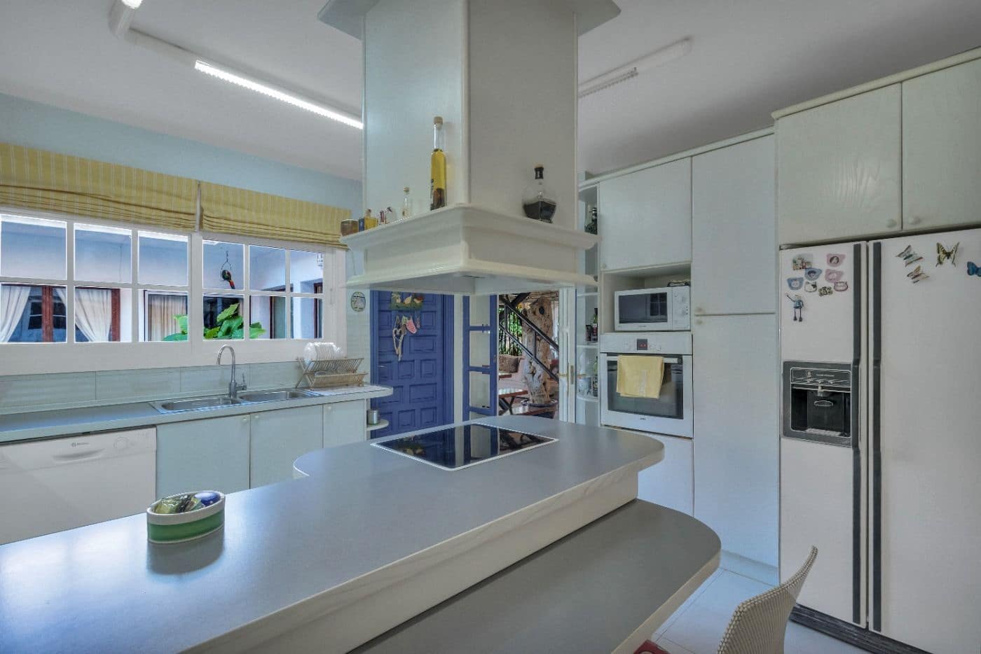 7 Zimmer Villa zu verkaufen in New Golden Mile mit Pool - 2.850.000 € (Ref: 10076673)