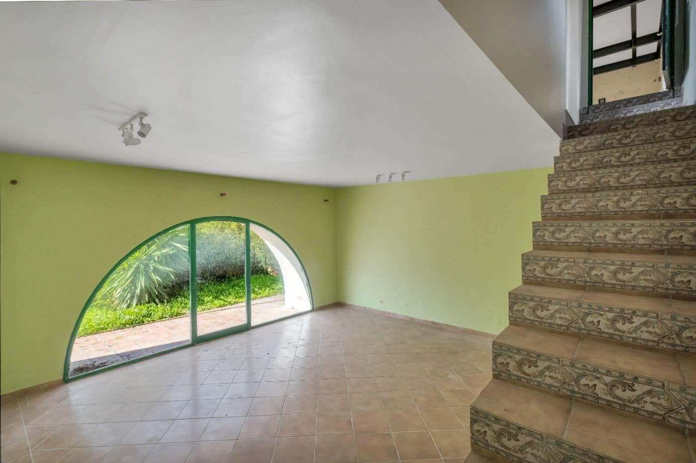 7 Zimmer Villa zu verkaufen in New Golden Mile mit Pool - 2.850.000 € (Ref: 10076673)