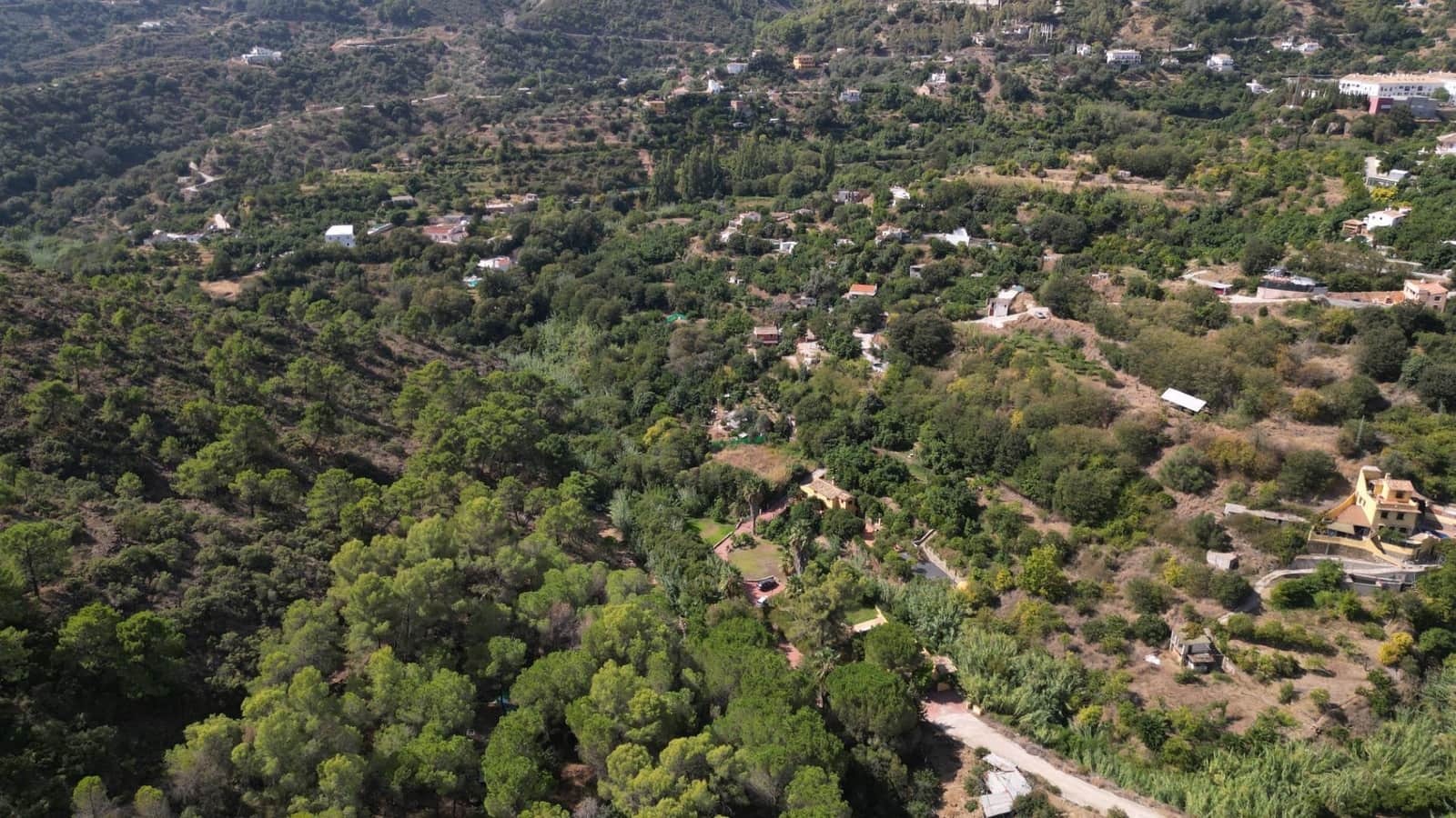 3 bedroom Finca/Country House for sale in Ojen with pool garage - € 998,000 (Ref: 10076675)