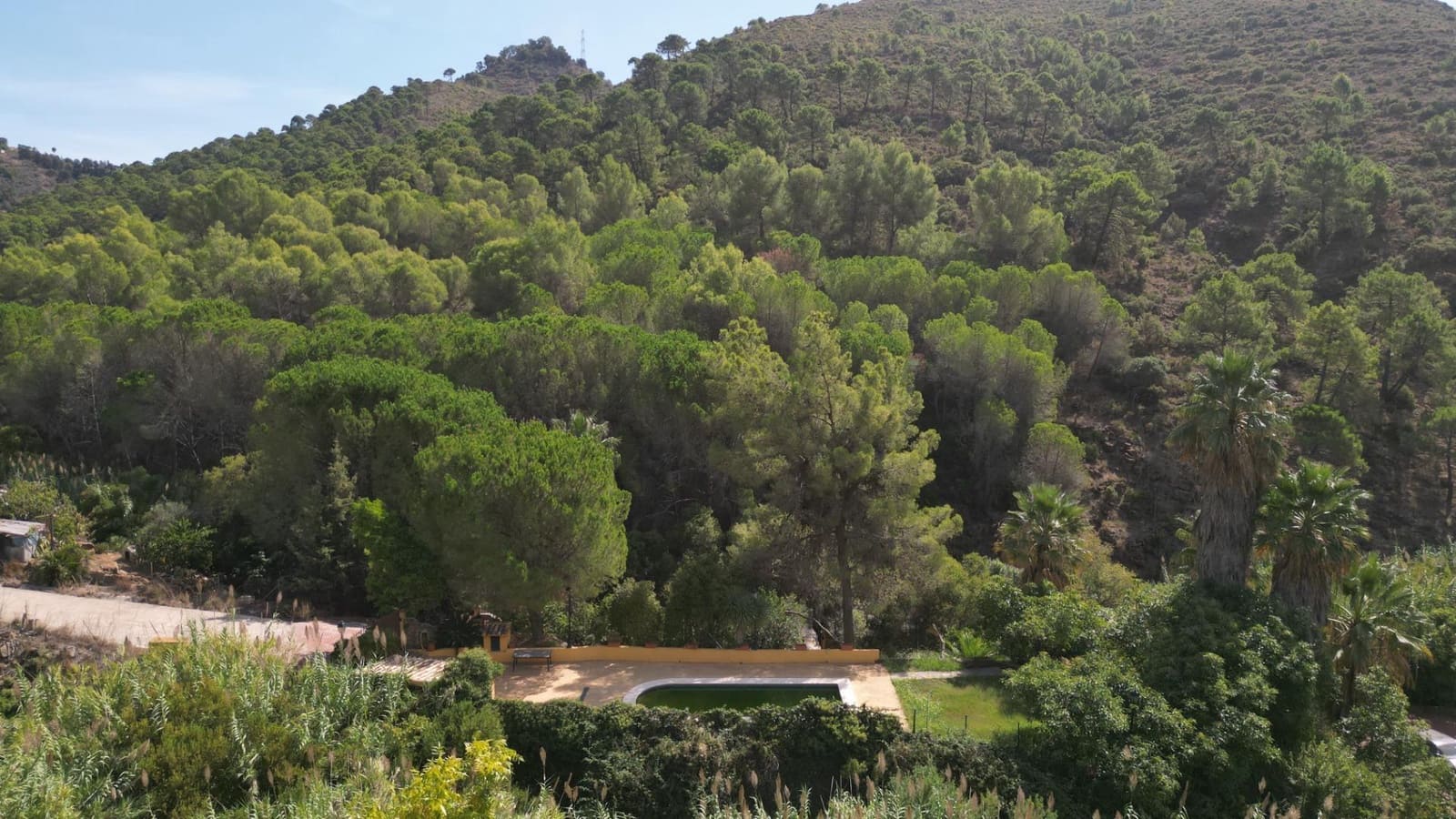 3 bedroom Finca/Country House for sale in Ojen with pool garage - € 998,000 (Ref: 10076675)