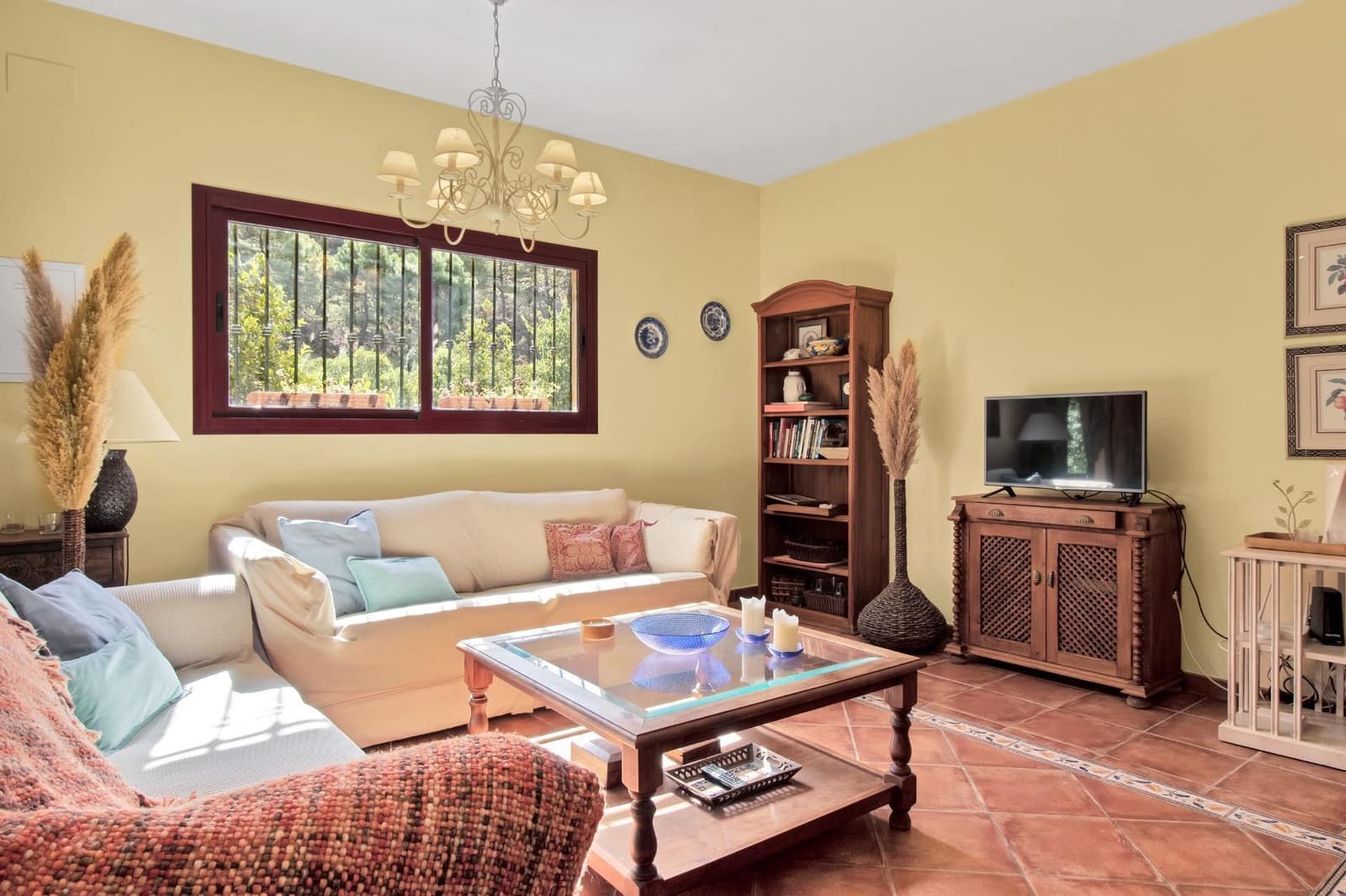 3 bedroom Finca/Country House for sale in Ojen with pool garage - € 998,000 (Ref: 10076675)