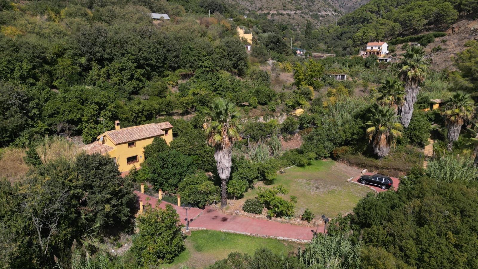3 bedroom Finca/Country House for sale in Ojen with pool garage - € 998,000 (Ref: 10076675)