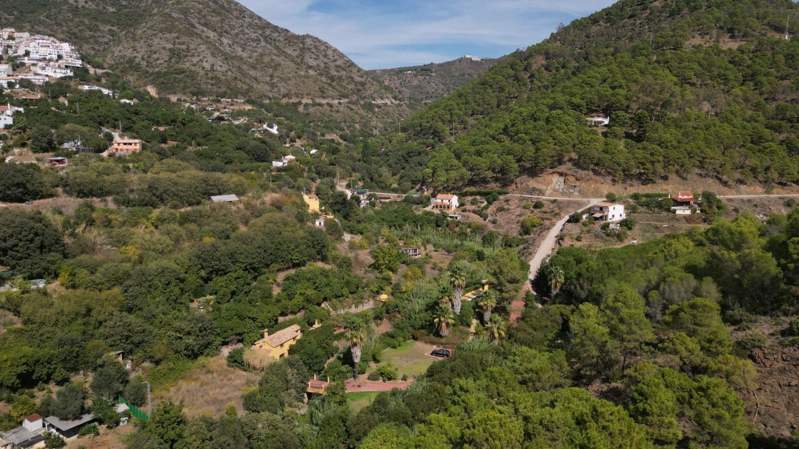 3 bedroom Finca/Country House for sale in Ojen with pool garage - € 998,000 (Ref: 10076675)