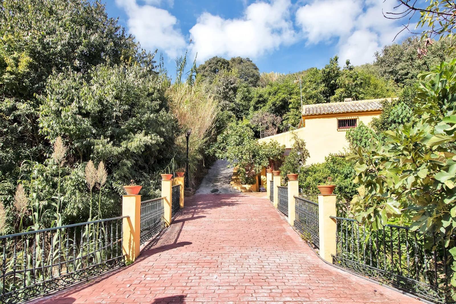 3 bedroom Finca/Country House for sale in Ojen with pool garage - € 998,000 (Ref: 10076675)