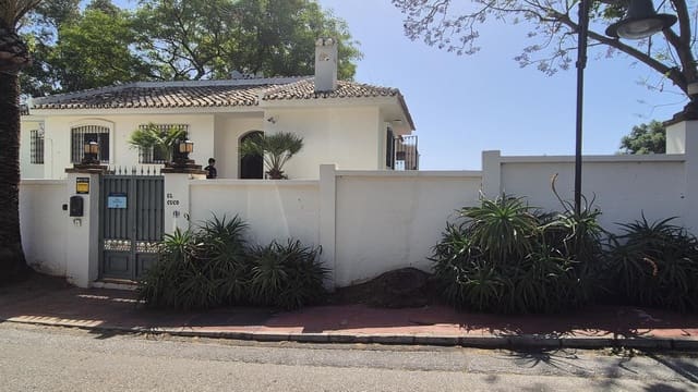 5 chambre Villa/Maison à vendre à Elviria, Marbella avec piscine garage - 1 075 000 € (Ref: 10076676)