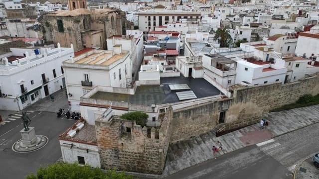 9 quarto Moradia para venda em Tarifa - 1 880 000 € (Ref: 10076677)
