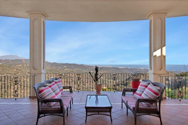 8 slaapkamer Villa te koop in Estepona met zwembad garage - € 1.950.000 (Ref: 10076681)