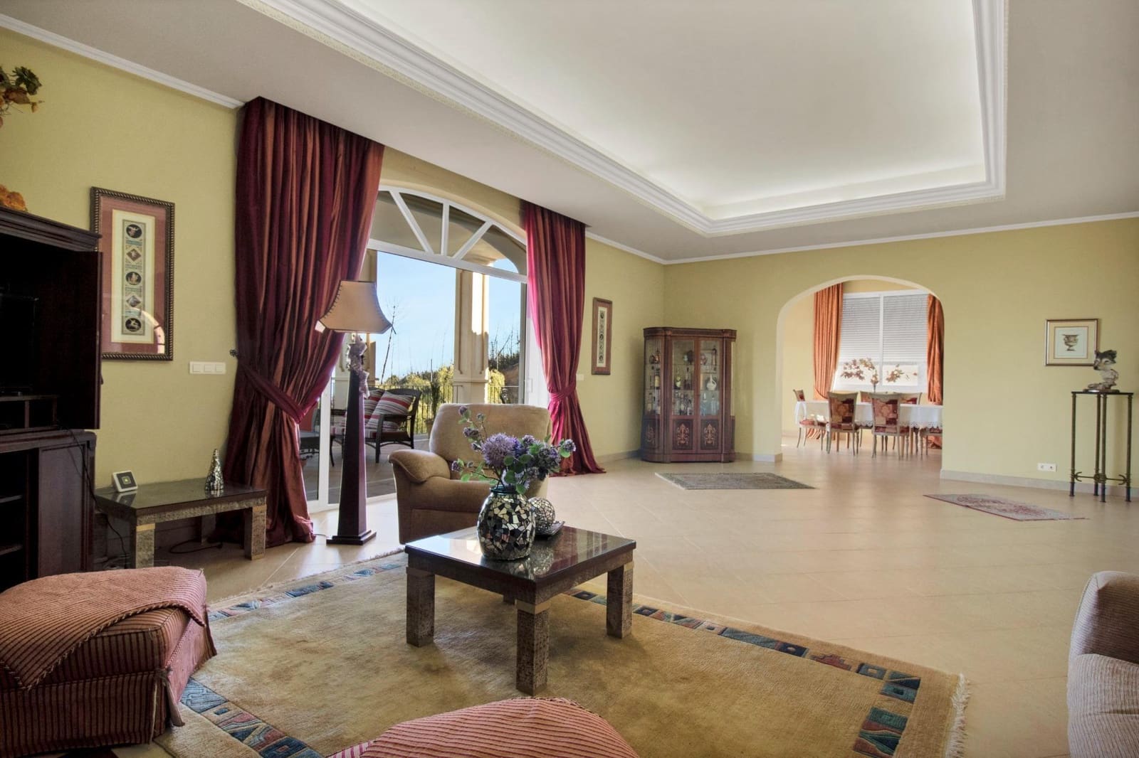 8 slaapkamer Villa te koop in Estepona met zwembad garage - € 1.950.000 (Ref: 10076681)